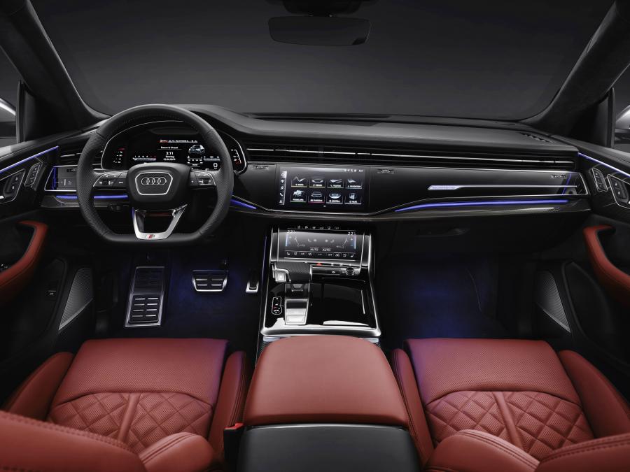 Торпедо Audi SQ8 TDI 2019 года  (WW) (фото 5 из 79)